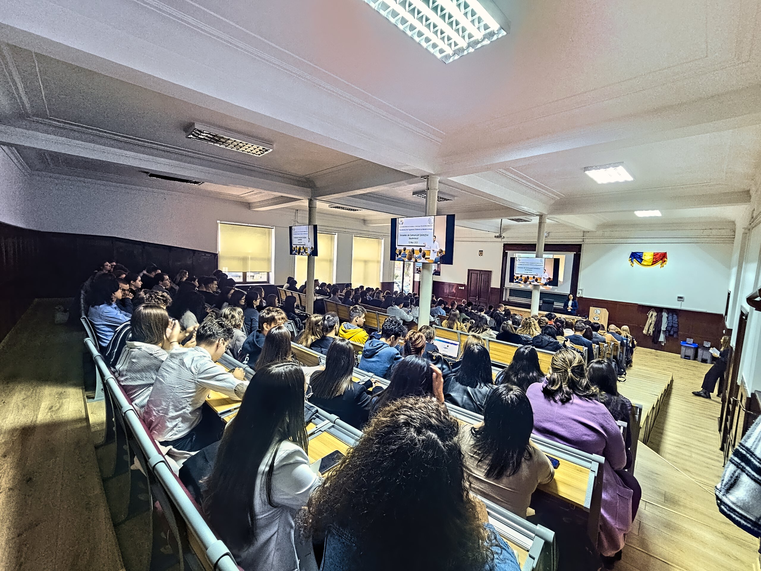 Festivitatea de premiere a Sesiunii de Comunicări Științifice Studențesti și a concursului Petru Spacu 2025